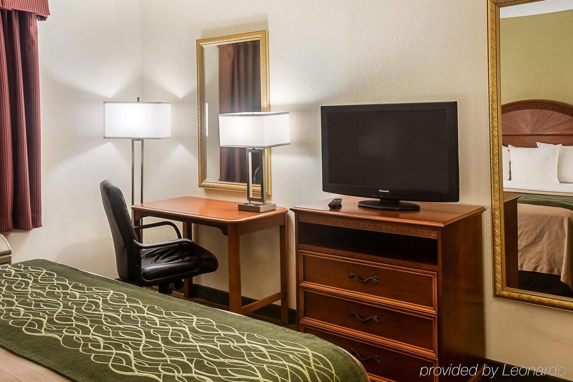 Comfort - Hampton I-64 2*