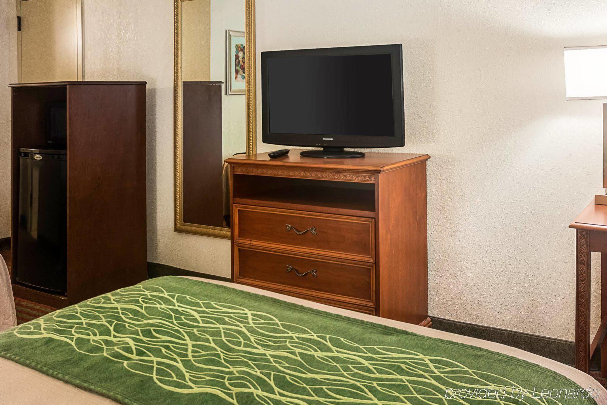 Comfort - Hampton I-64 Inn